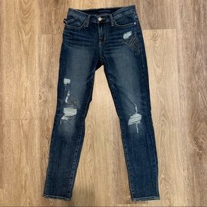 Rock & Republic Berlin Distressed embroidery stitching patches blue jeans 4 M